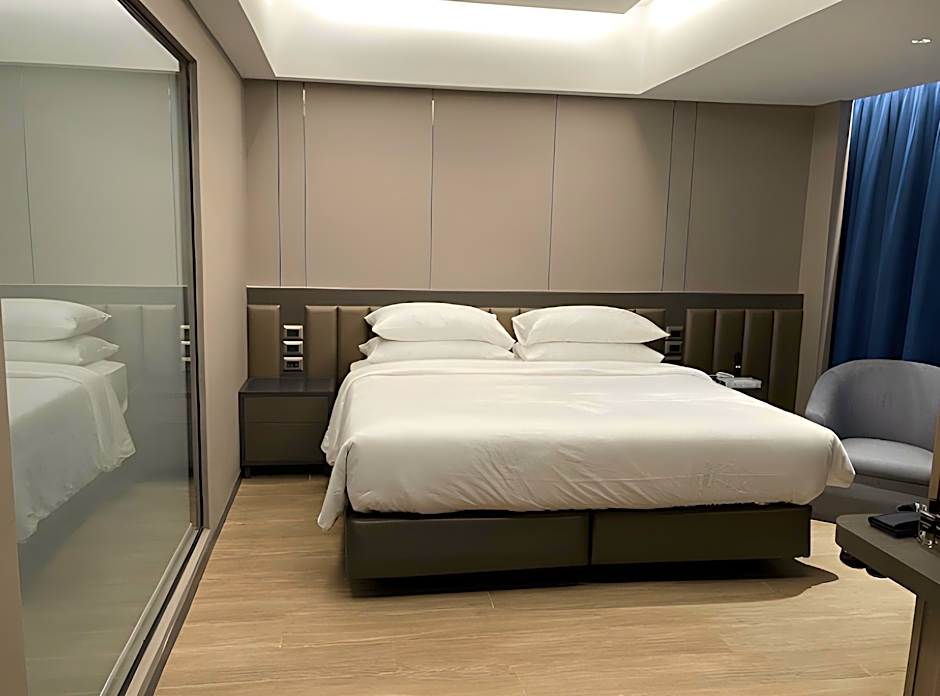 Grace At Five by Grace Hotel Bangkok