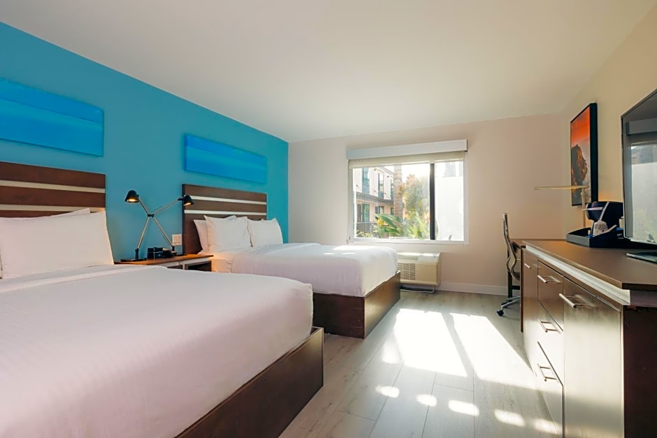 The Cove Hotel