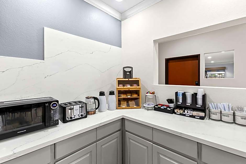 Sonesta Essential Beaumont