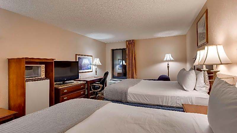 SureStay Plus Hotel by Best Western Chey
