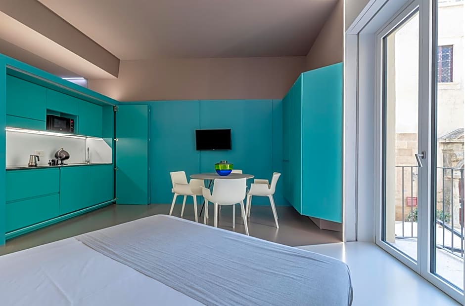 Fiveplace Design Suites & Apartments