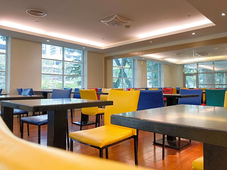 Guide Education Culture Hotel Kaohsiung Museum of Fine Arts