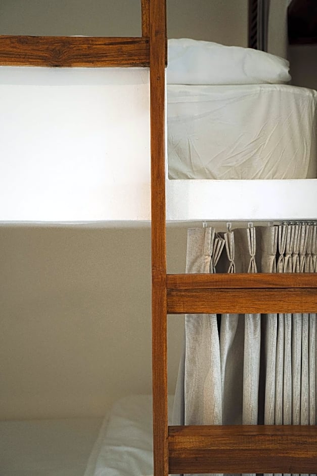 White Penny Hostel