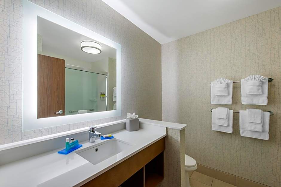 Holiday Inn Express & Suites - Wildwood - The Villages By IHG