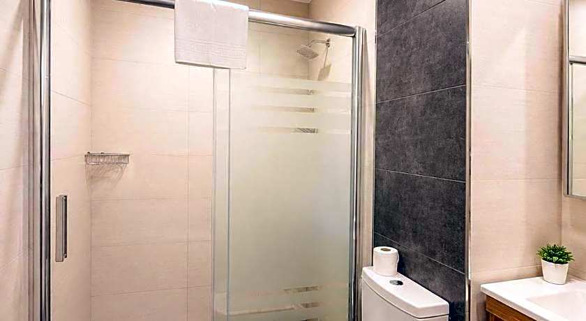 HOTEL REAL LİFE