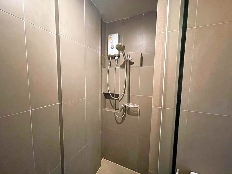 Wisdom Hotel & Residence