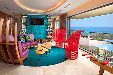 One-Bedroom Escape King Suite with Balcony and Ocean View