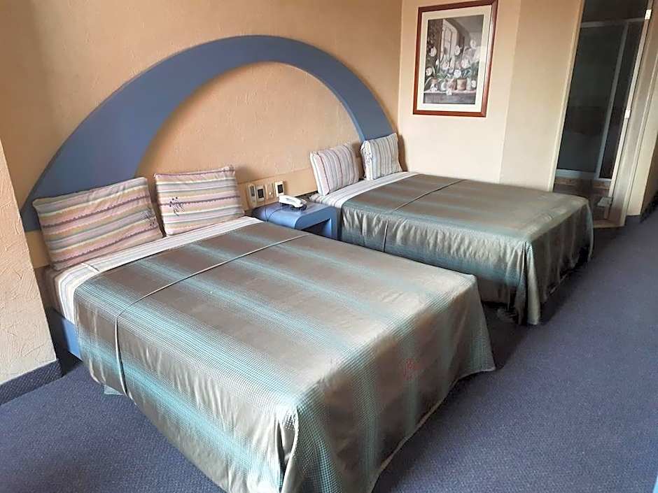 Hotel Pal