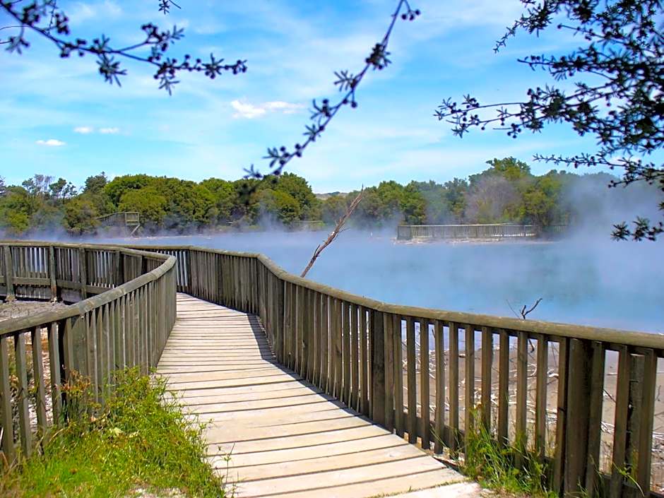 Kuirau Park Motor Lodge