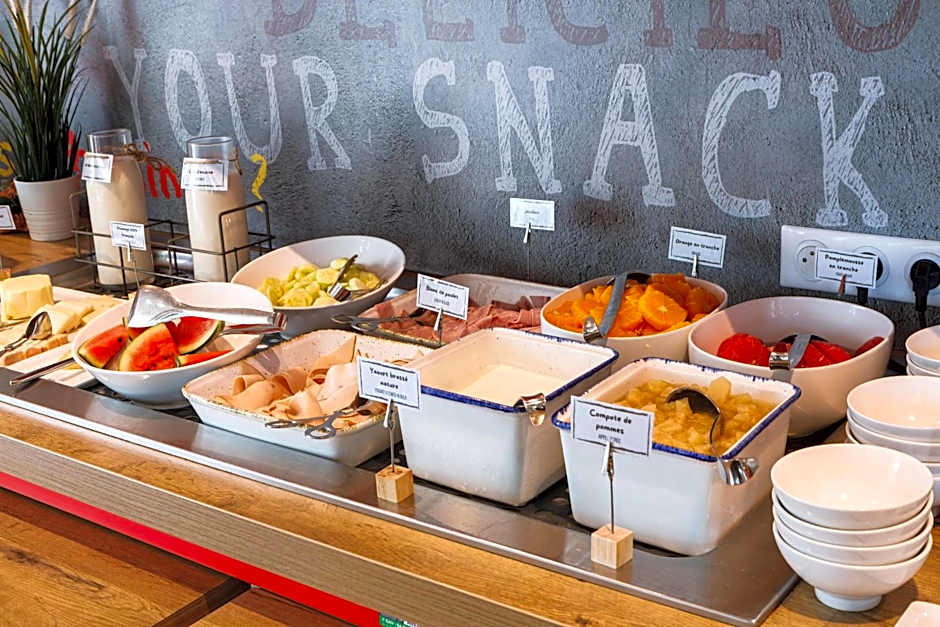 ibis Lyon Carre De Soie