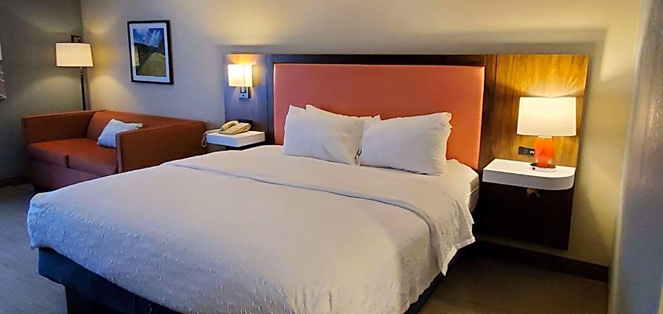 Hampton Inn Hillsville