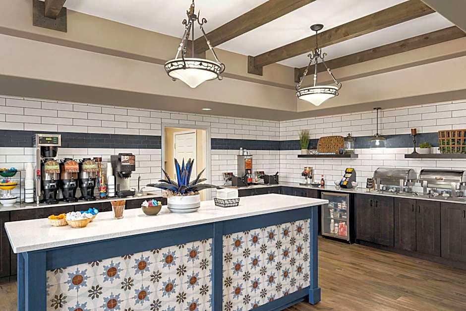 La Quinta Inn & Suites by Wyndham Trinidad