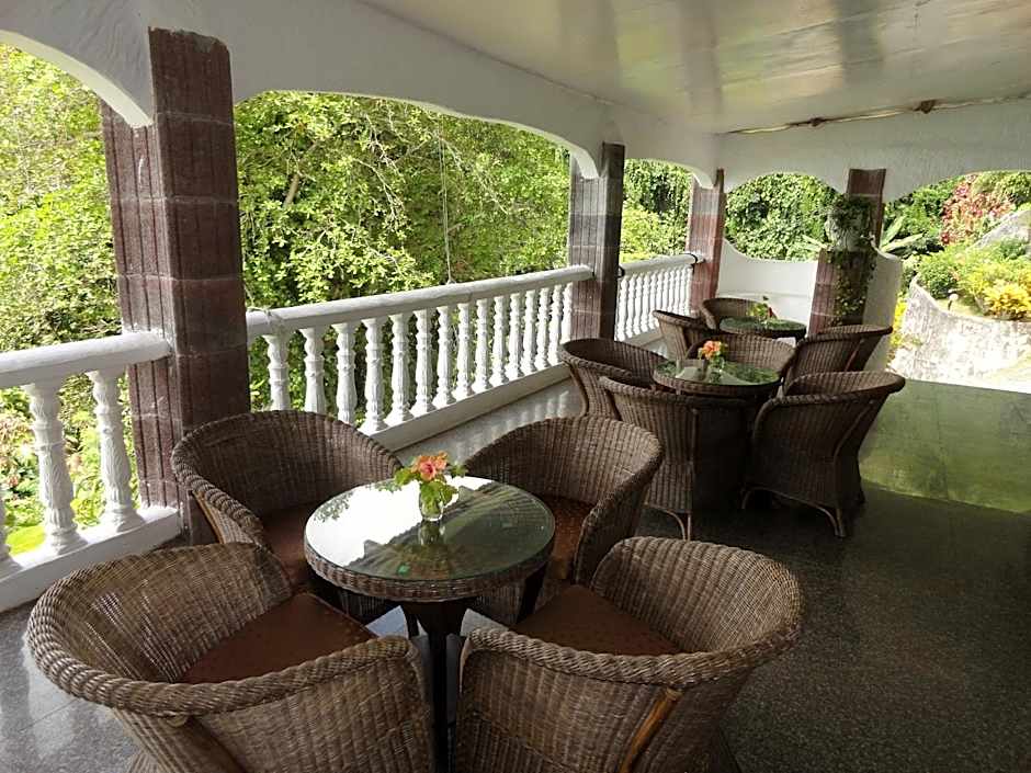 Lazare Picault Hotel