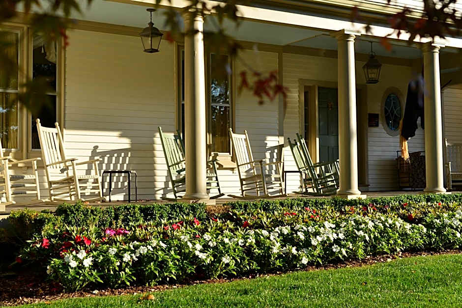 The Winstead Inn