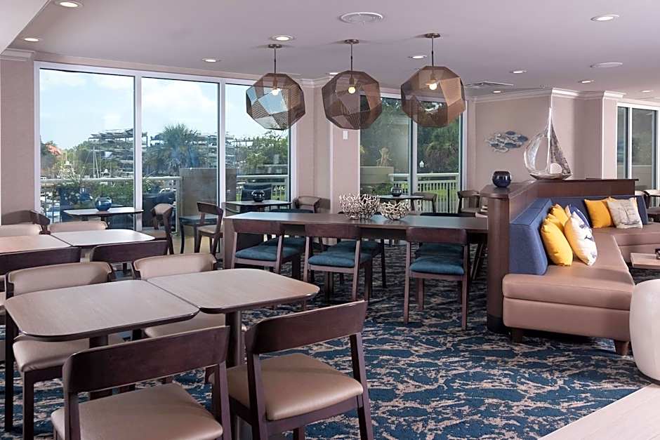 SpringHill Suites by Marriott Charleston Downtown/Riverview