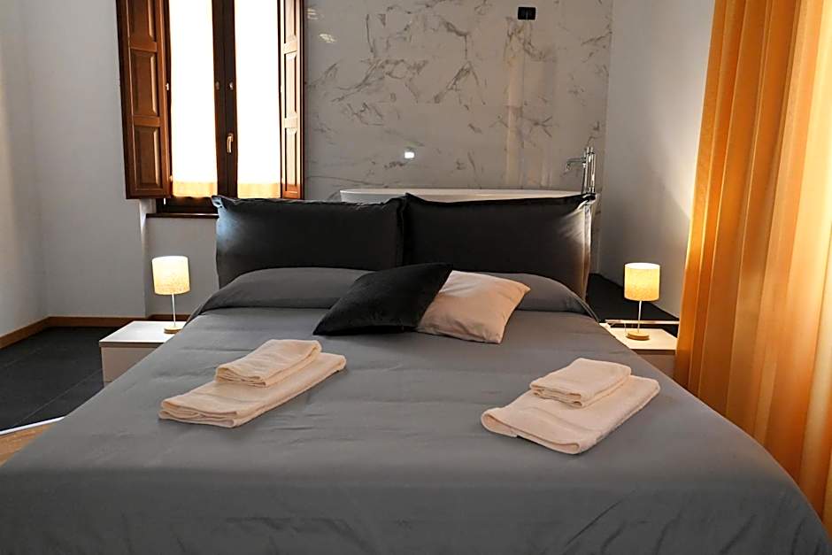 Palace Eight - Suites & Spa