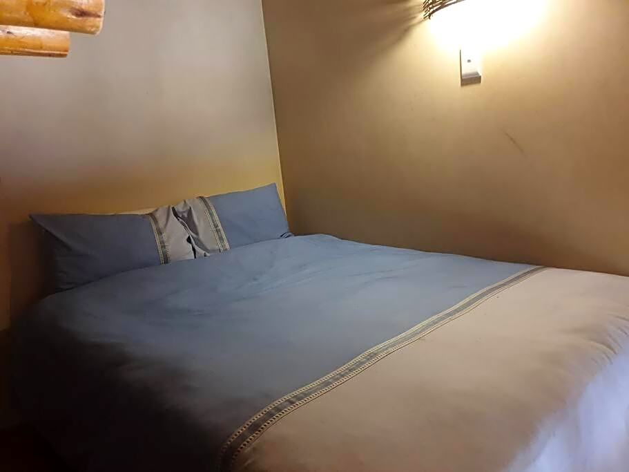 Zebula Golf and Wildlife Estate - Toktokkie Knocking Pax 20 - Moi Signature Luxury villa