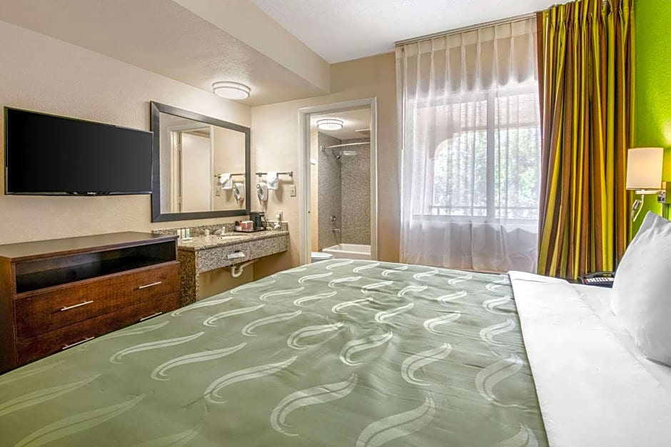 Quality Inn & Suites - Jacksonville