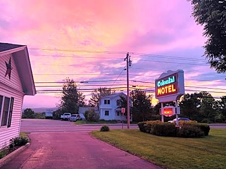 Colonial Motel