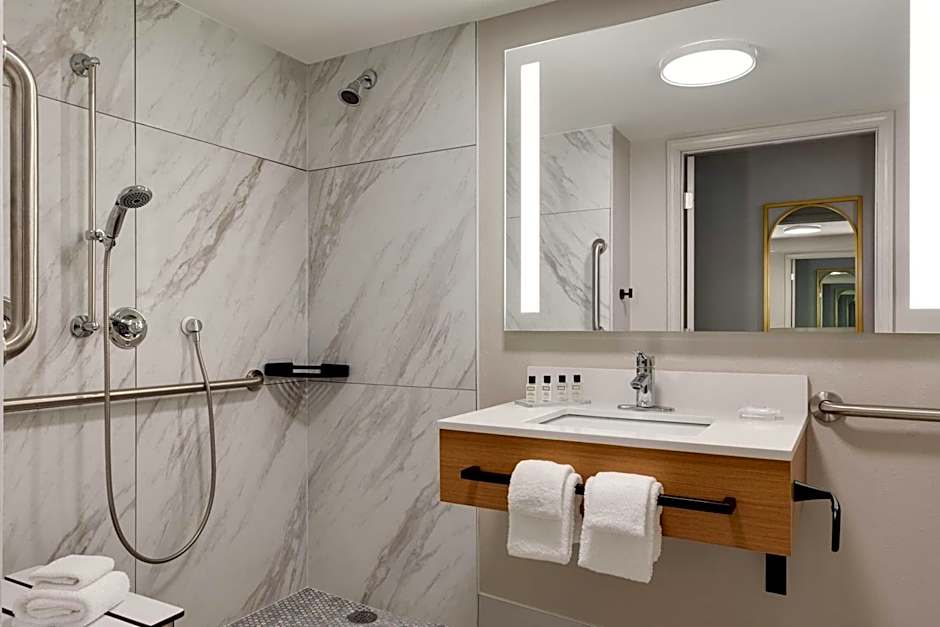 Wyndham Garden Atlanta Airport