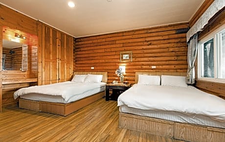 Quadruple Room with Lake View