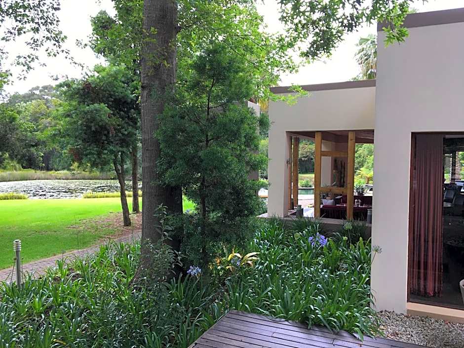 Lily Pond Country Lodge