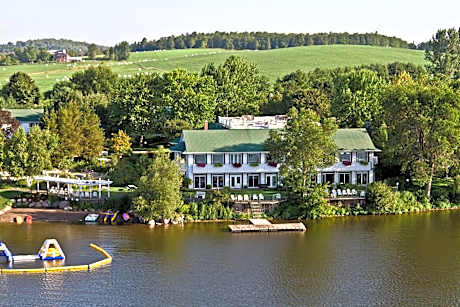 Elmhirst's Resort