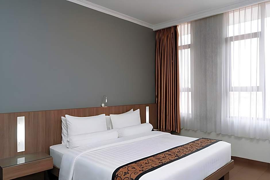 Photo 1 of 1 of Presidential Suite