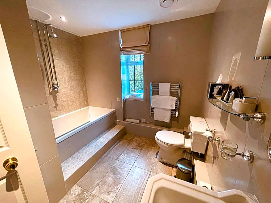 Nuthurst Grange Country House Hotel & Restaurant