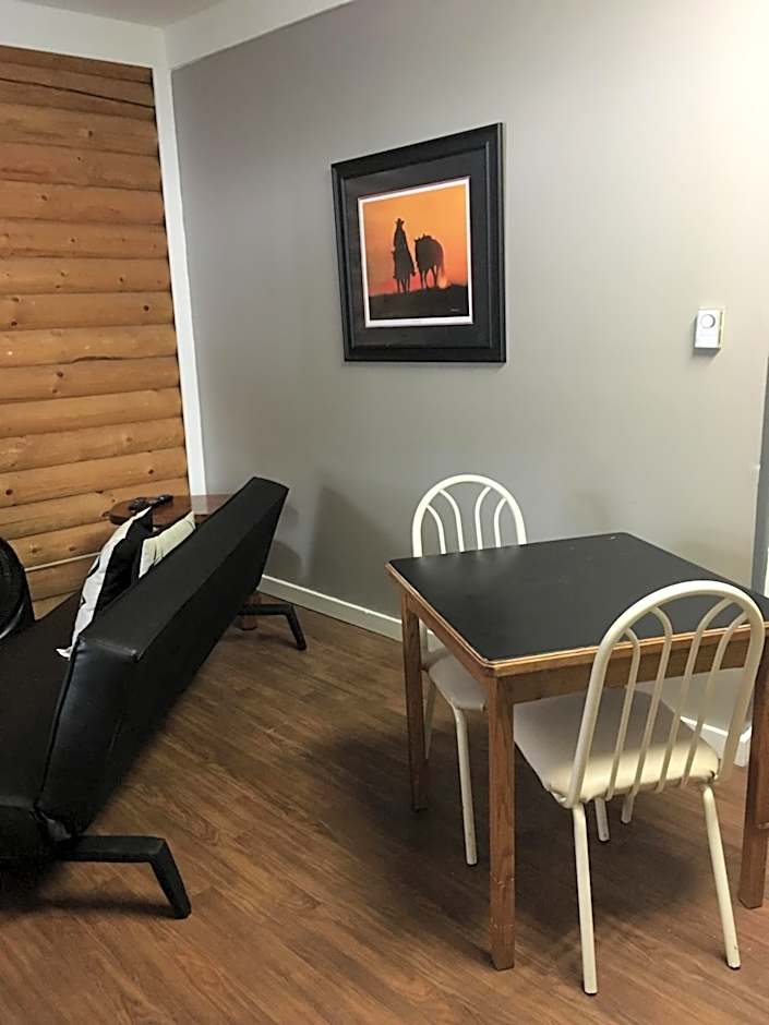 Overlook Inn & Cabins