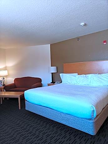 1 King Bed, Deluxe Superior Suite, Non-Smoking