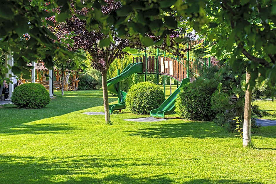 Armonia by Aristocratis