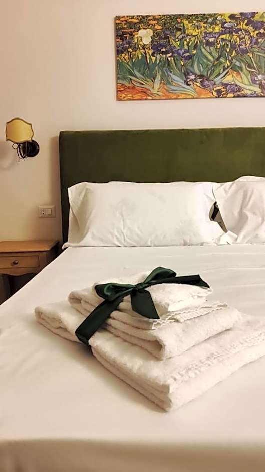 B&B Romeo Luxury Rooms
