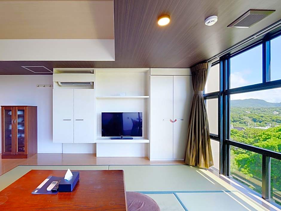 Karry CONDO CHURAUMI