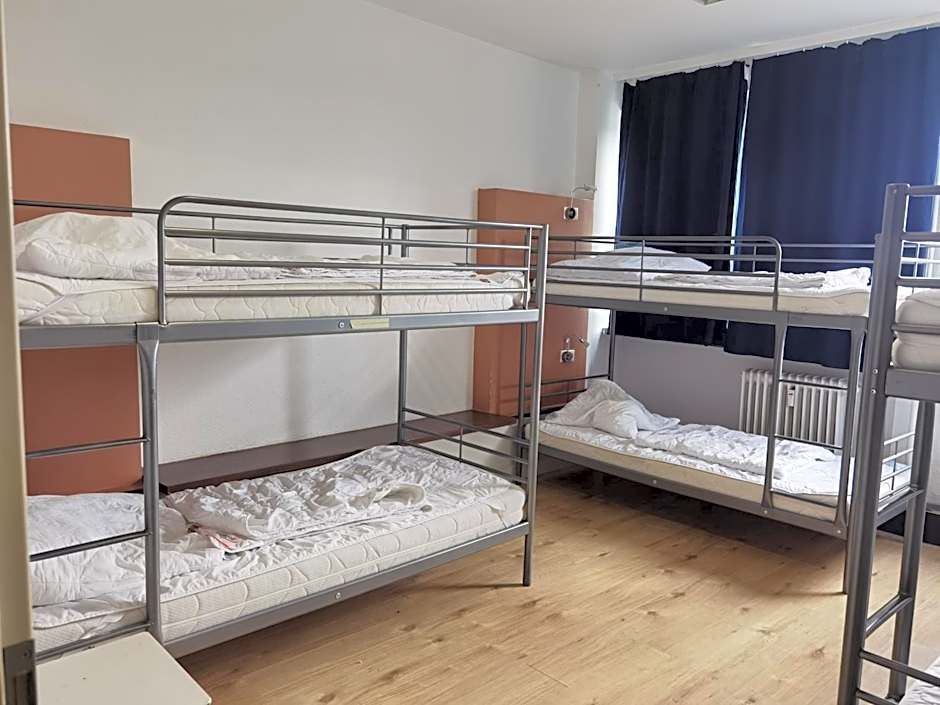 MAC City Hostel