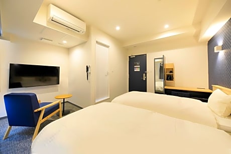 Twin Room - Non-Smoking