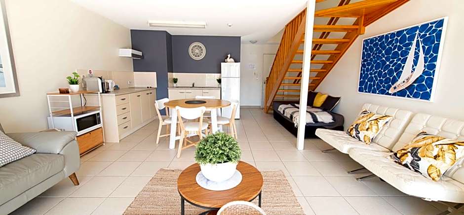 Nelson Bay Breeze Holiday Apartments