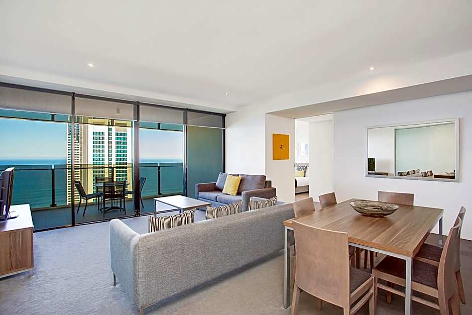 Mantra Circle on Cavill Surfers Paradise