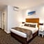 Belmercer Motel