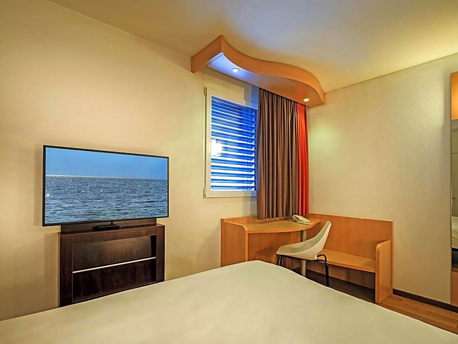 ibis Locarno