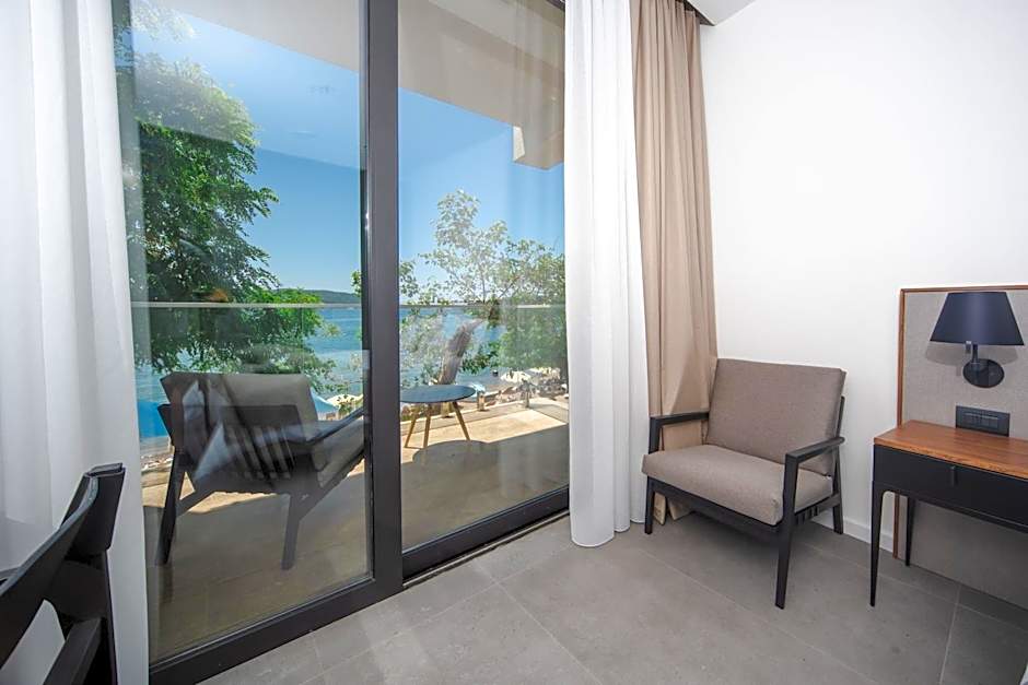 Boutique Hotel Shell