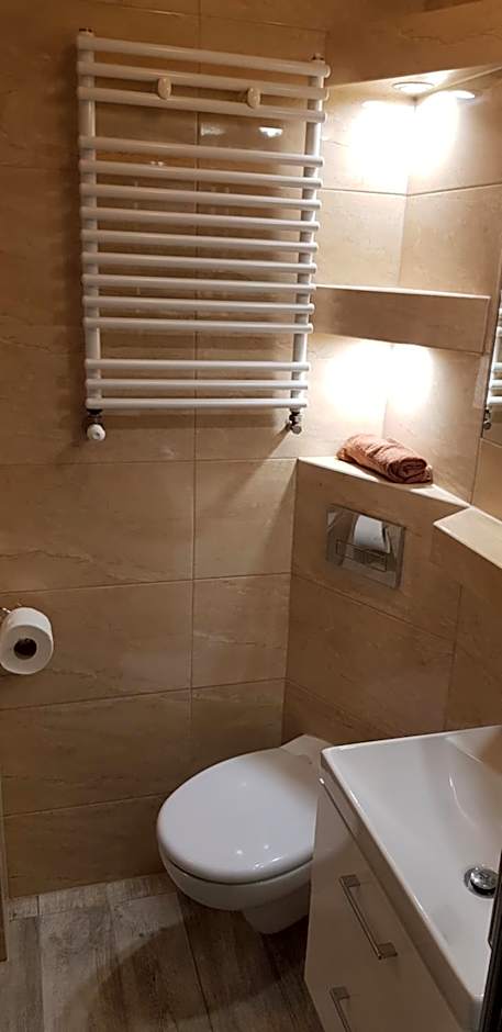 Gosciniec Pod Brzegiem