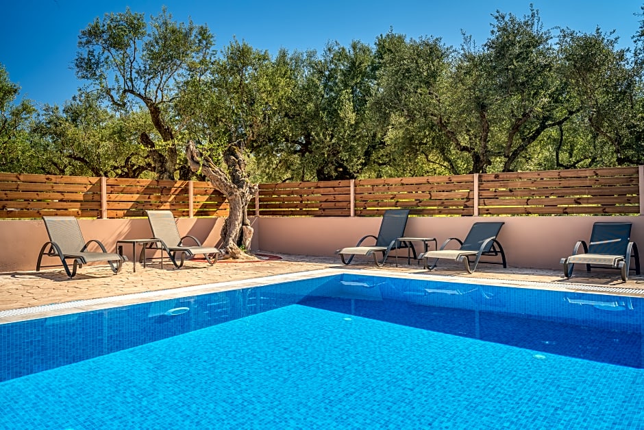 Armonia Studios & Apartments