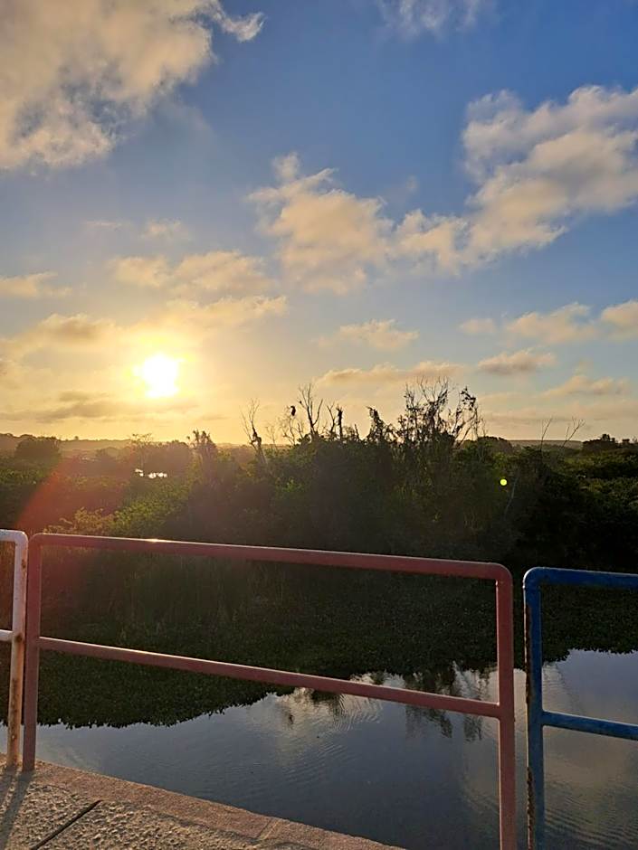 ITAÚNAS Pousada Nossa Palhoça