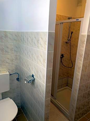 Double Room with Private External Bathroom