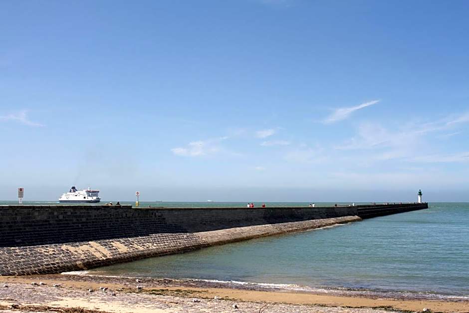 Holiday Inn Calais By IHG