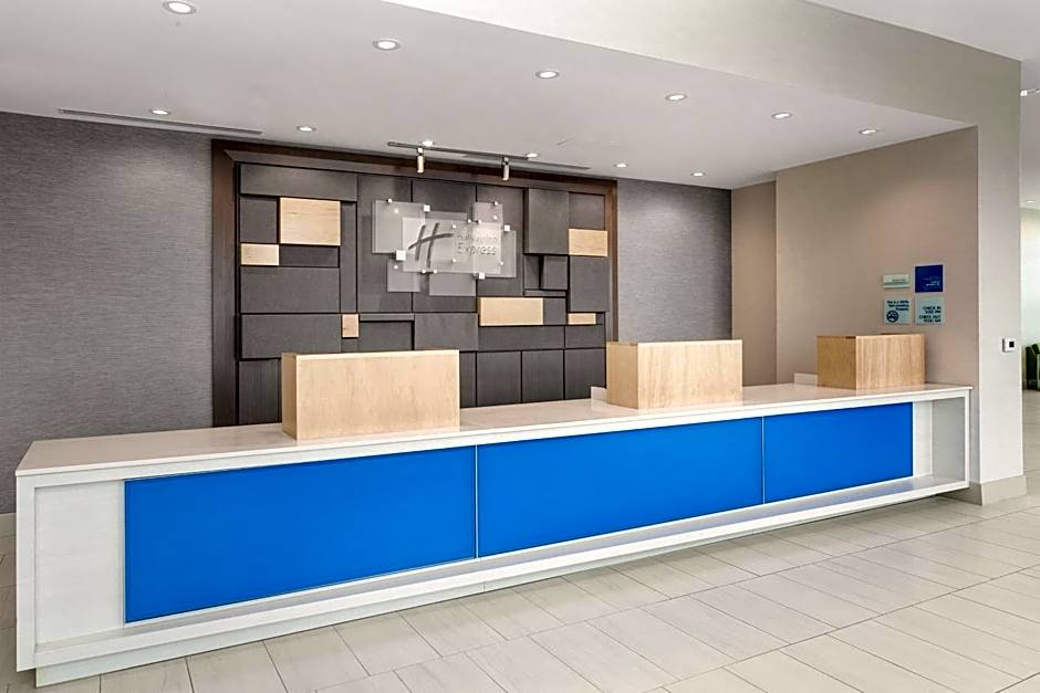 Holiday Inn Express & Suites Downtown Ottawa East by IHG