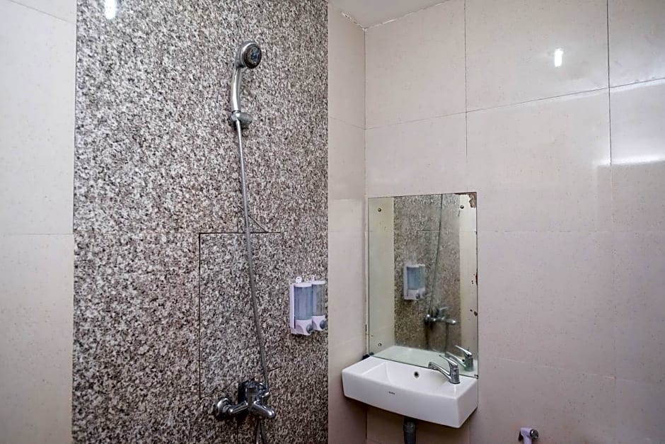 Urbanview Syariah Kadarman Home Laweyan by RedDoorz