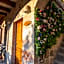 Aren Cave Hotel and Art Gallery