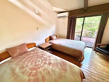 Economy Twin Room